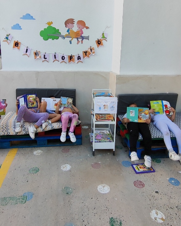 BIBLIOPATIO INFANTIL
